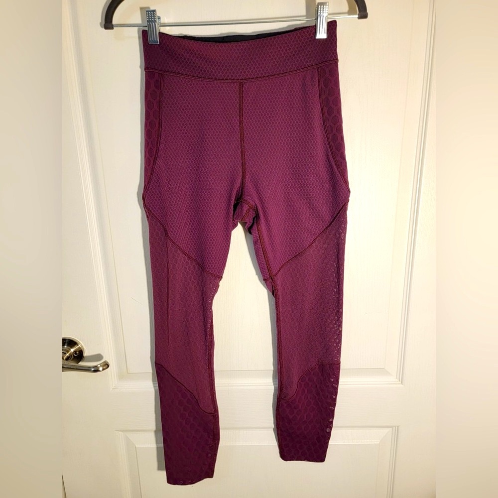 Lululemon LAB RARE Geo Tight 28"•High Rise Compression Pant•Plum•NO FLAWS•6 - Picture 5 of 16
